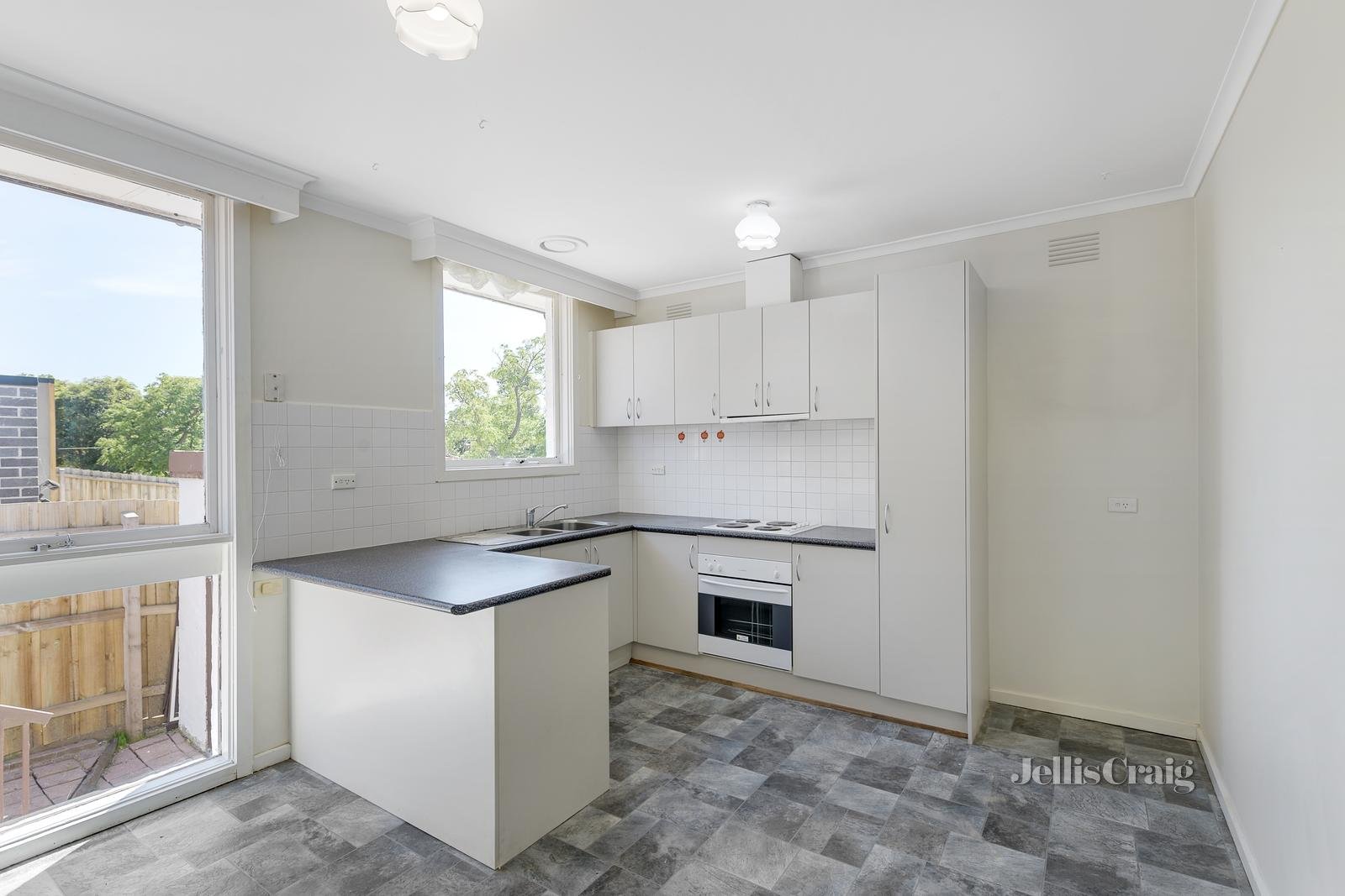 6/76-78 Kennedy Street, Bentleigh East image 4