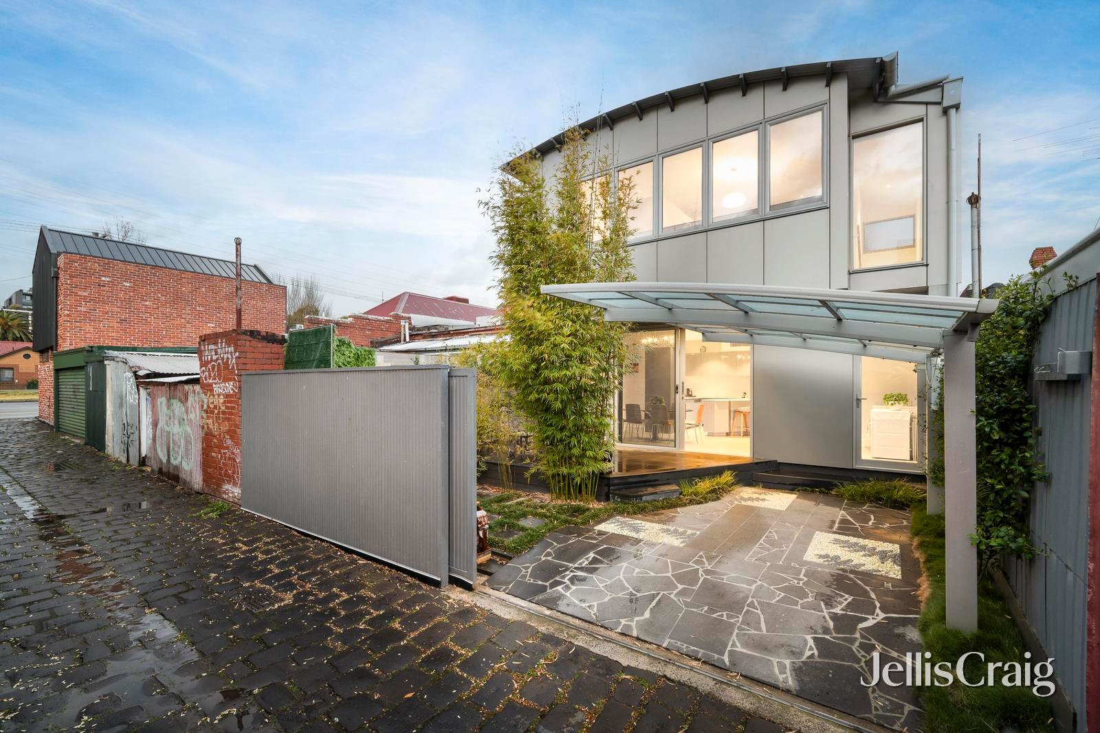 679 Station Street, Carlton North image 2