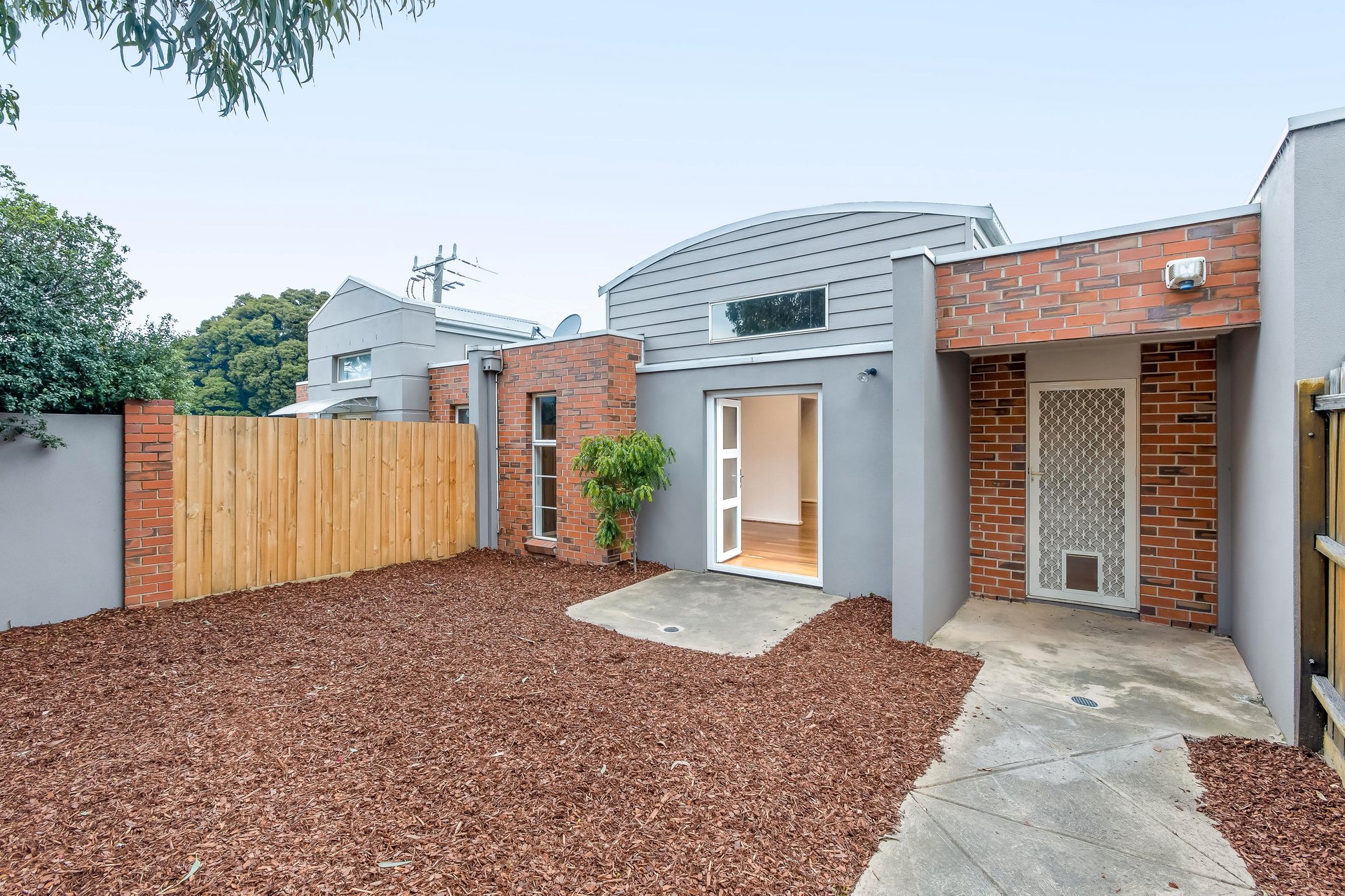 Property Gallery - Main Image