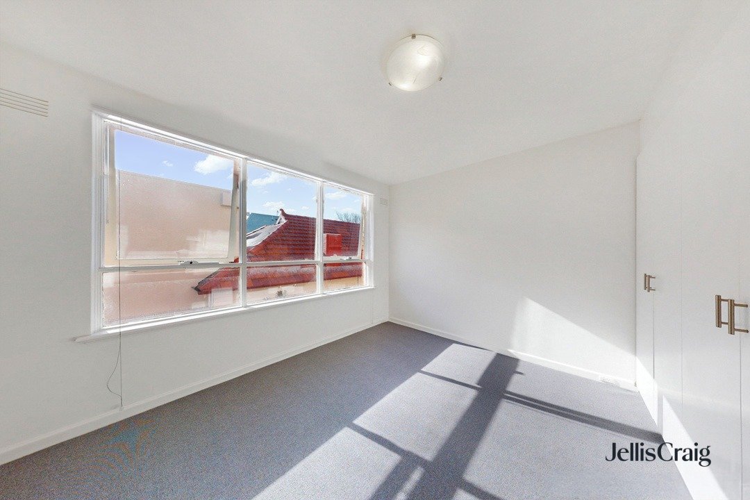 6/8 Austin Avenue, Elwood image 4
