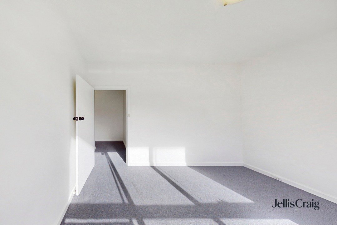 6/8 Austin Avenue, Elwood image 6