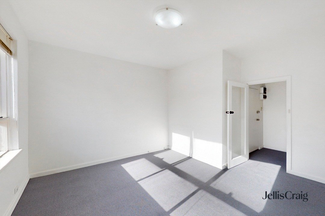 6/8 Austin Avenue, Elwood image 7