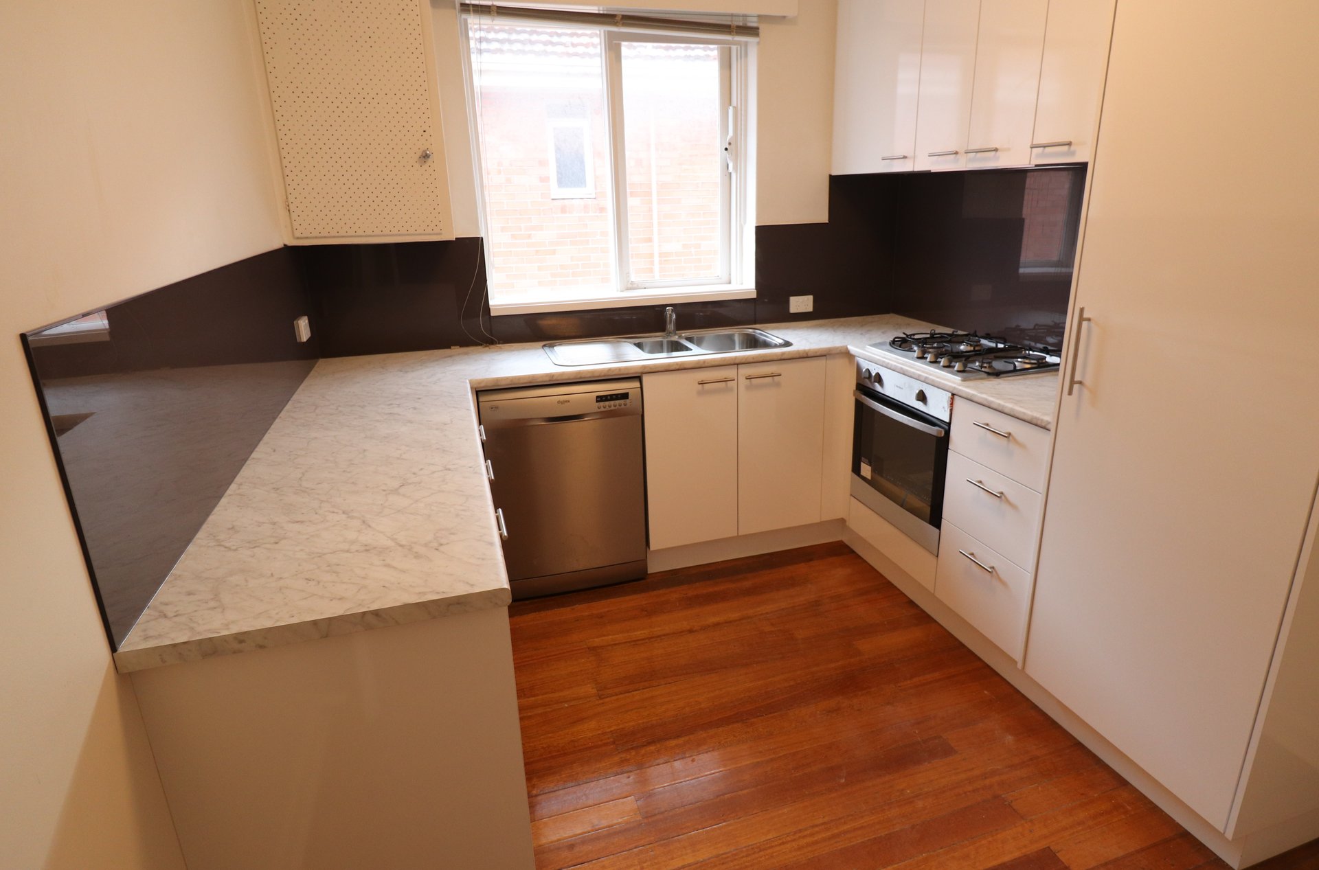 6 / 8 Celeste Court ST KILDA EAST