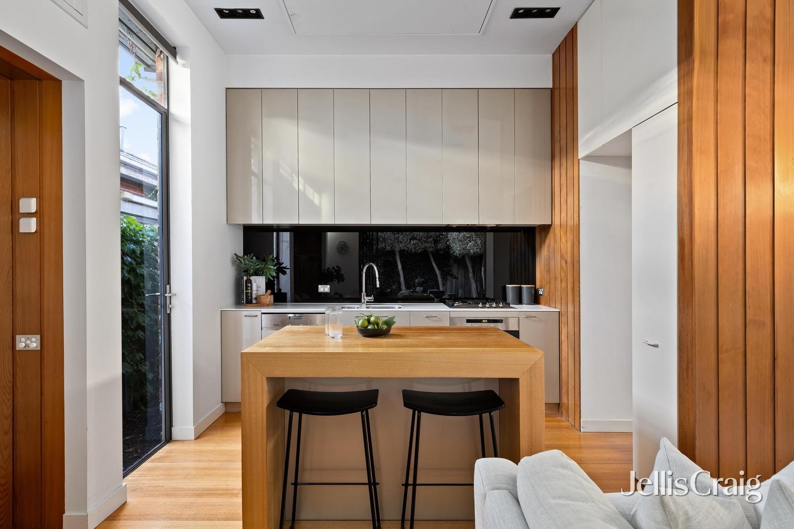 68 Clarke Street, Prahran image 4