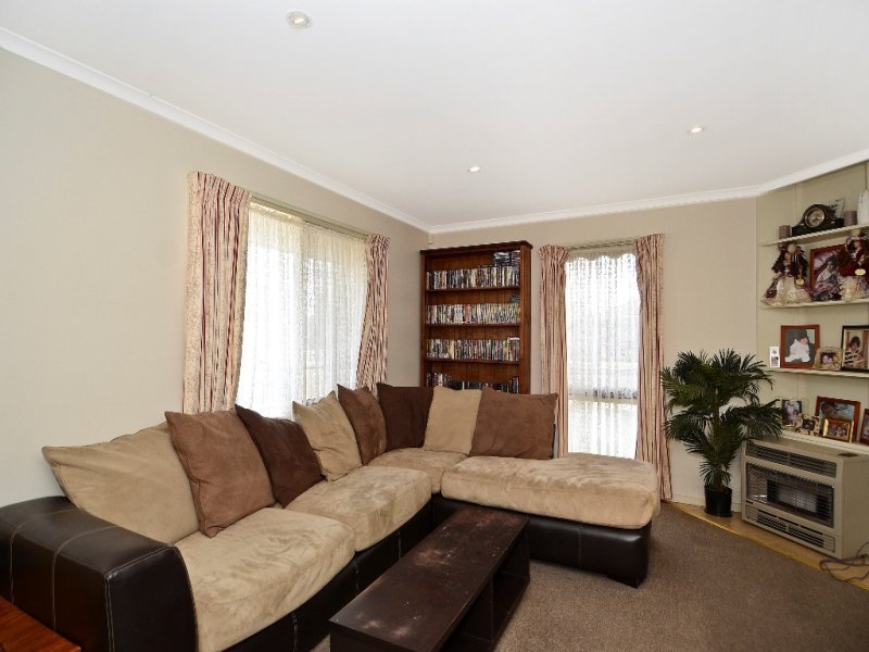 68 Cloverdale Drive, Corio image 2