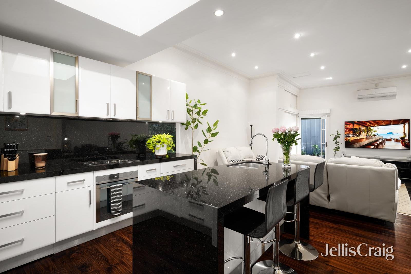 68 Disraeli Street, Kew image 5
