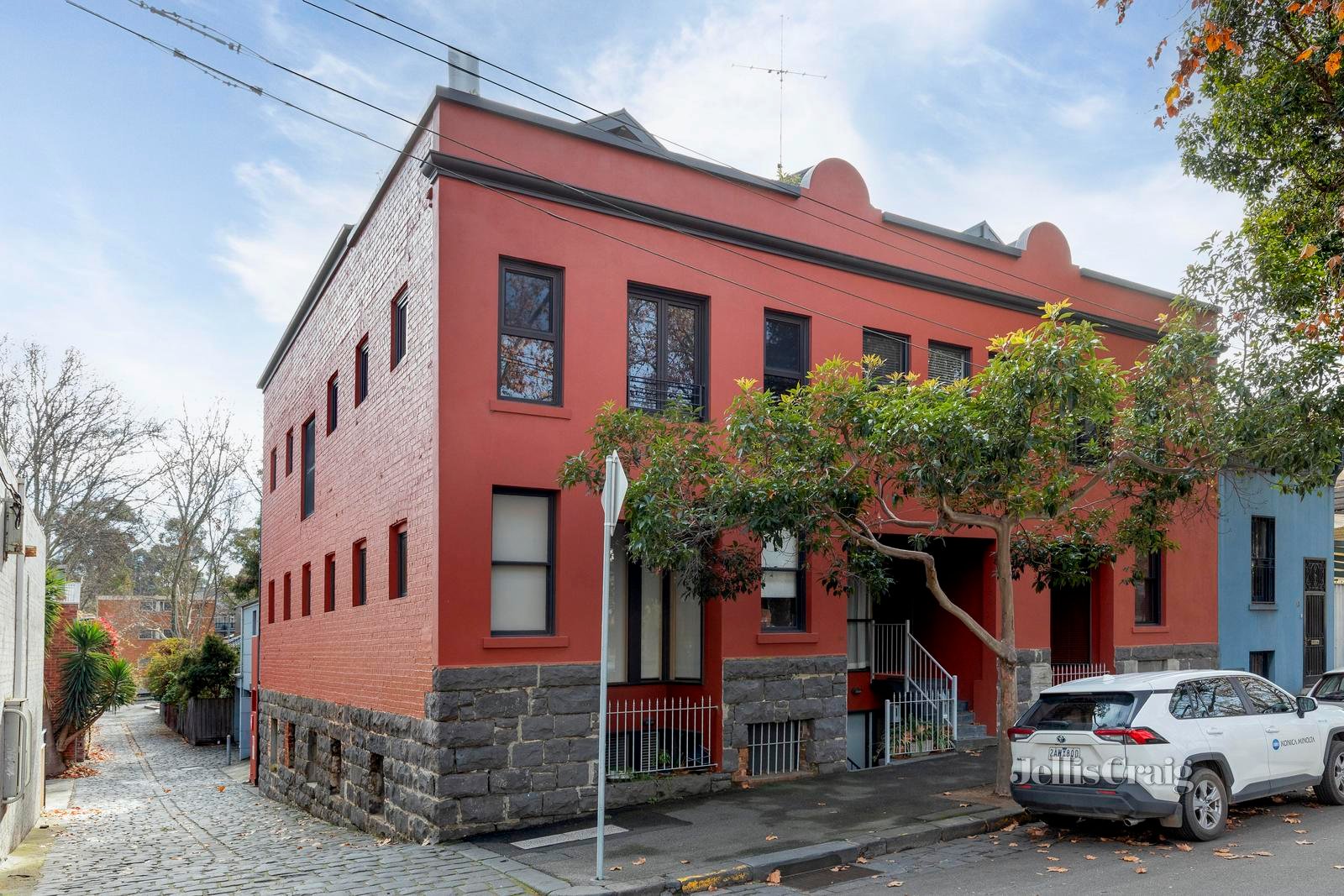 6/8 Falshaws Lane, North Melbourne image 2