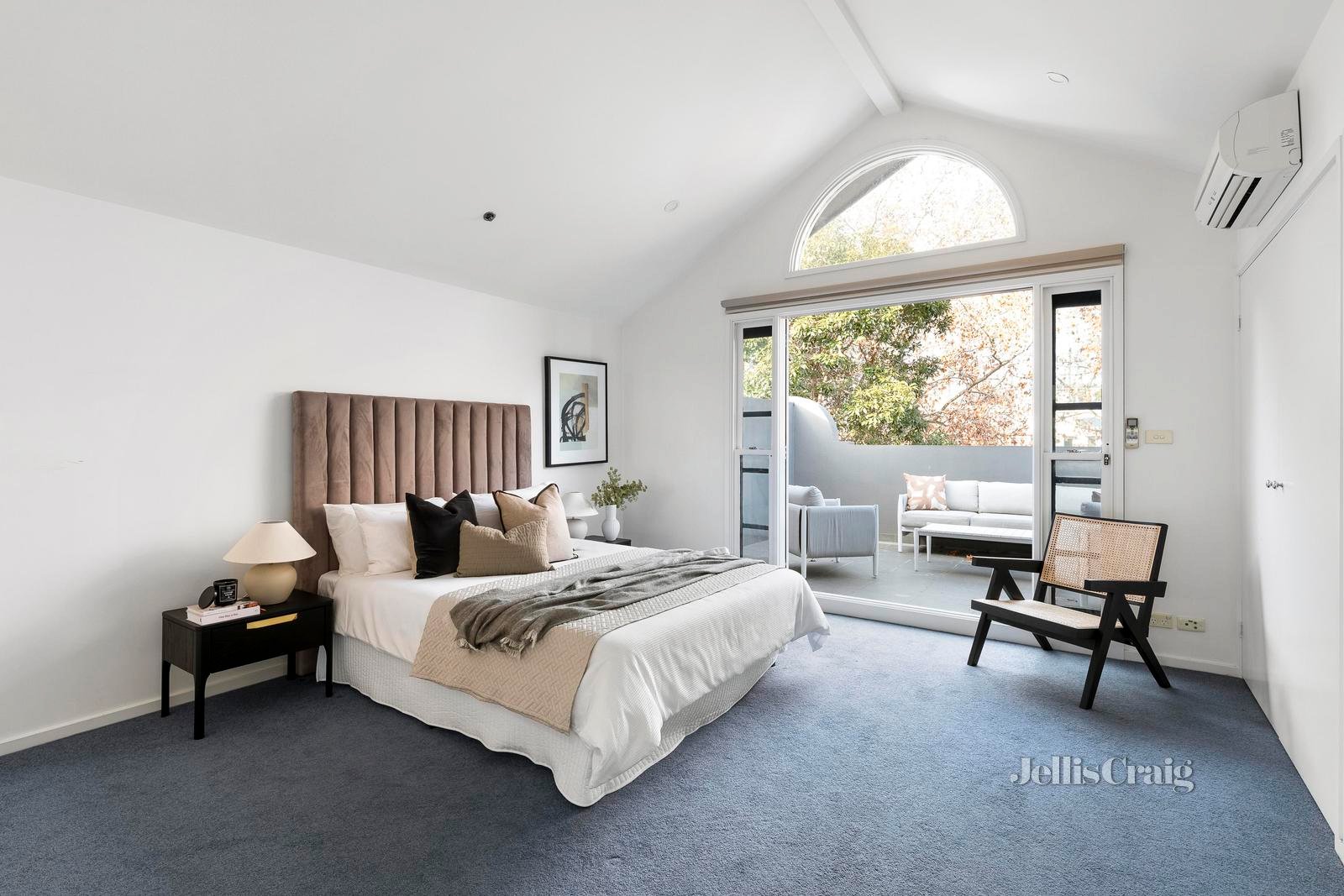 6/8 Falshaws Lane, North Melbourne image 3