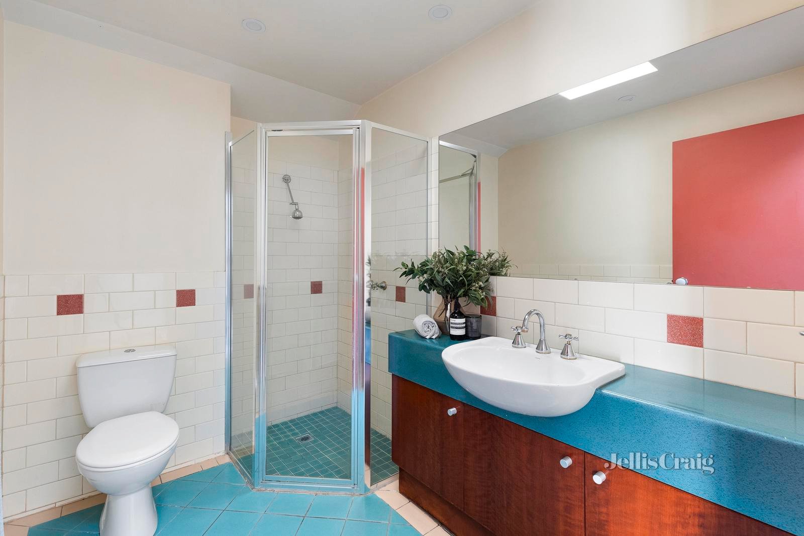 6/8 Falshaws Lane, North Melbourne image 7