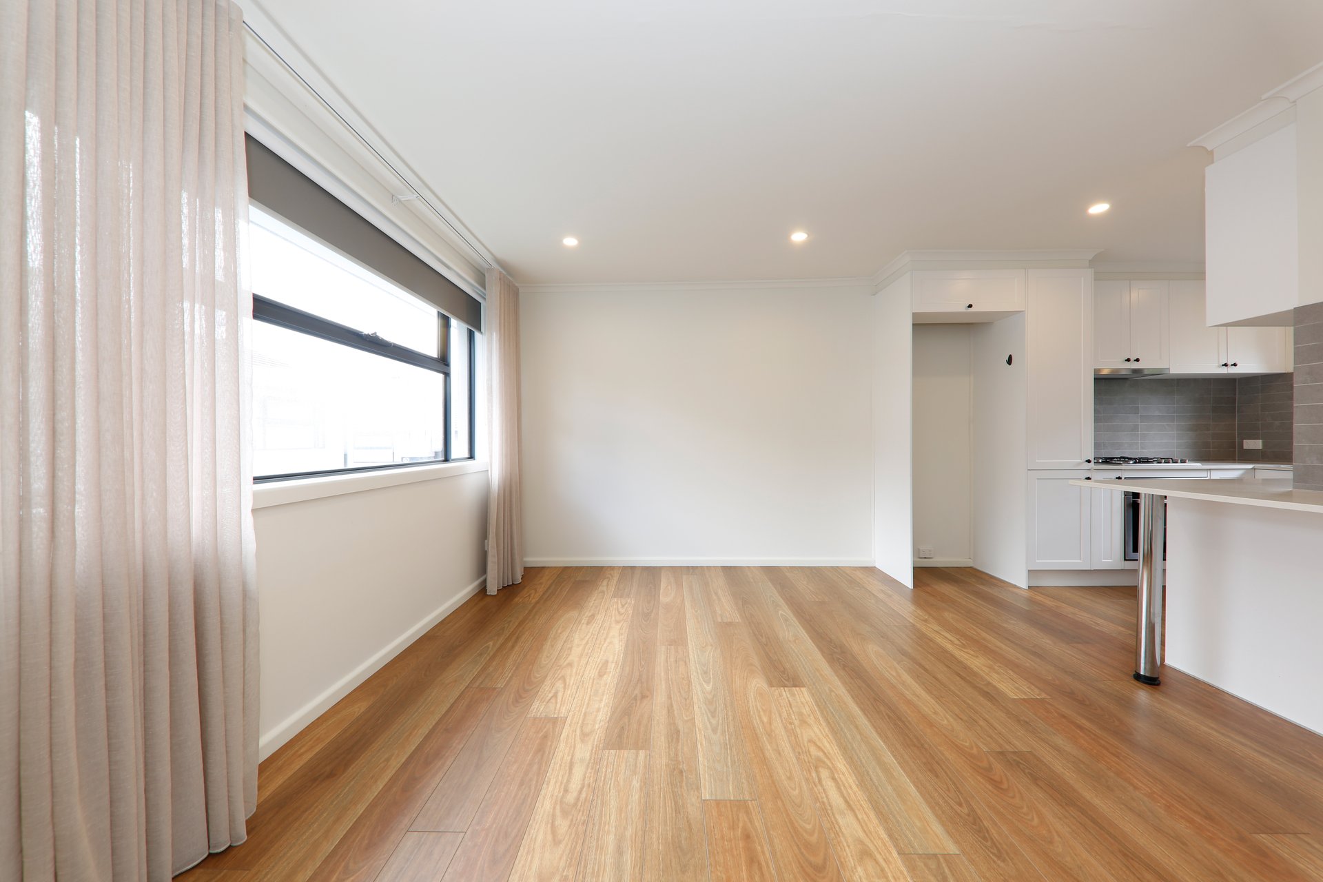 6/8 Grigg Avenue, Vermont image 5