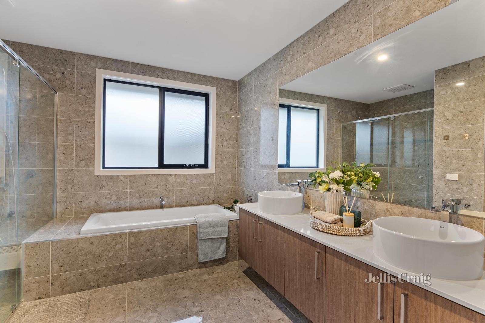 68 Harcrest Boulevard, Wantirna South image 8