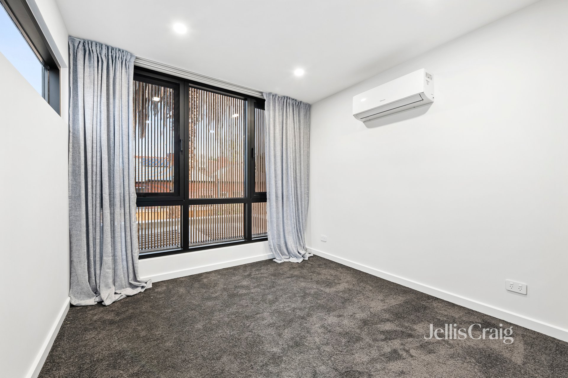 68 Henry Street, Windsor image 6