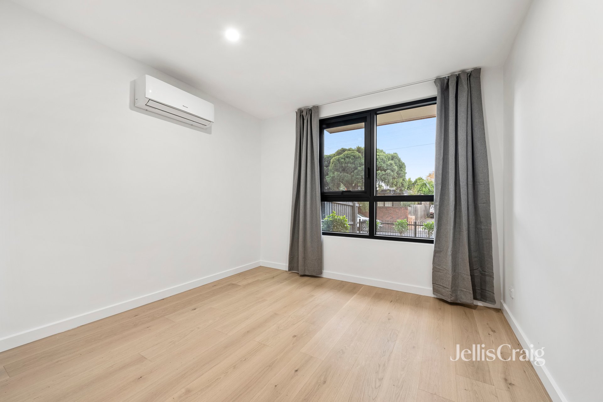 68 Henry Street, Windsor image 9