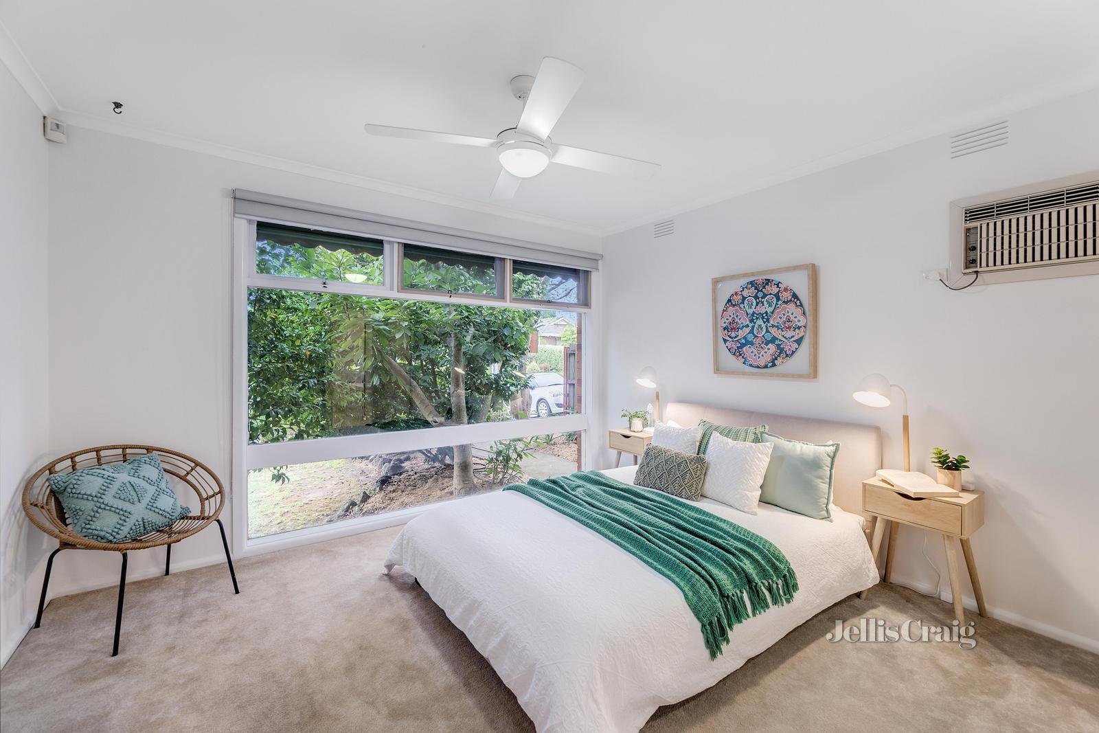 68 Ian Grove, Mount Waverley image 8