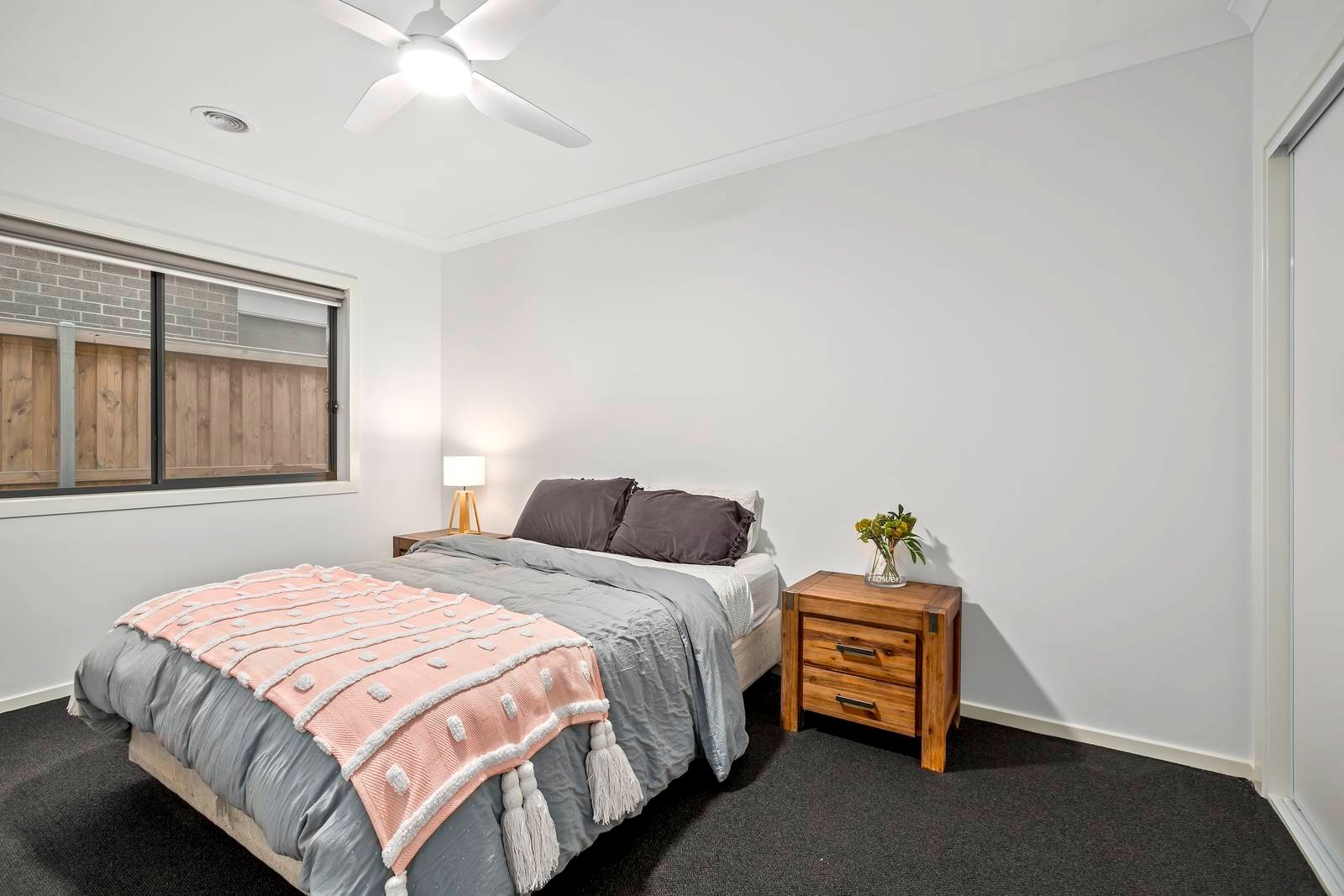 Property Gallery Thumbnail 7