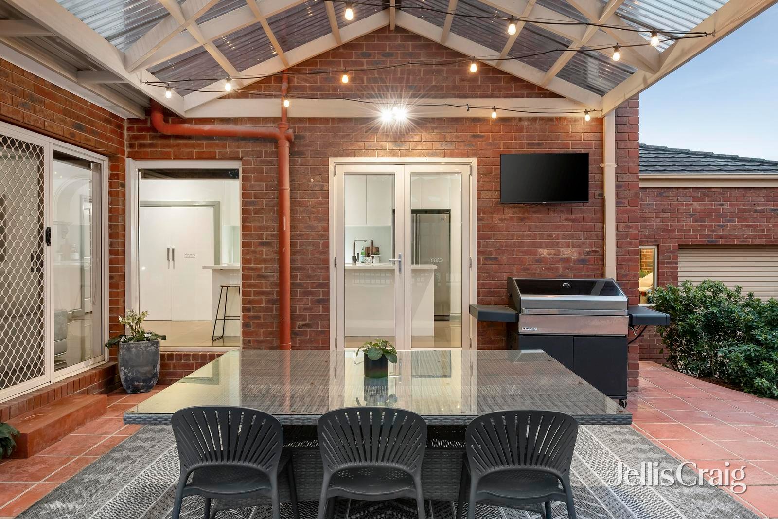68 Little John Road, Warranwood image 16