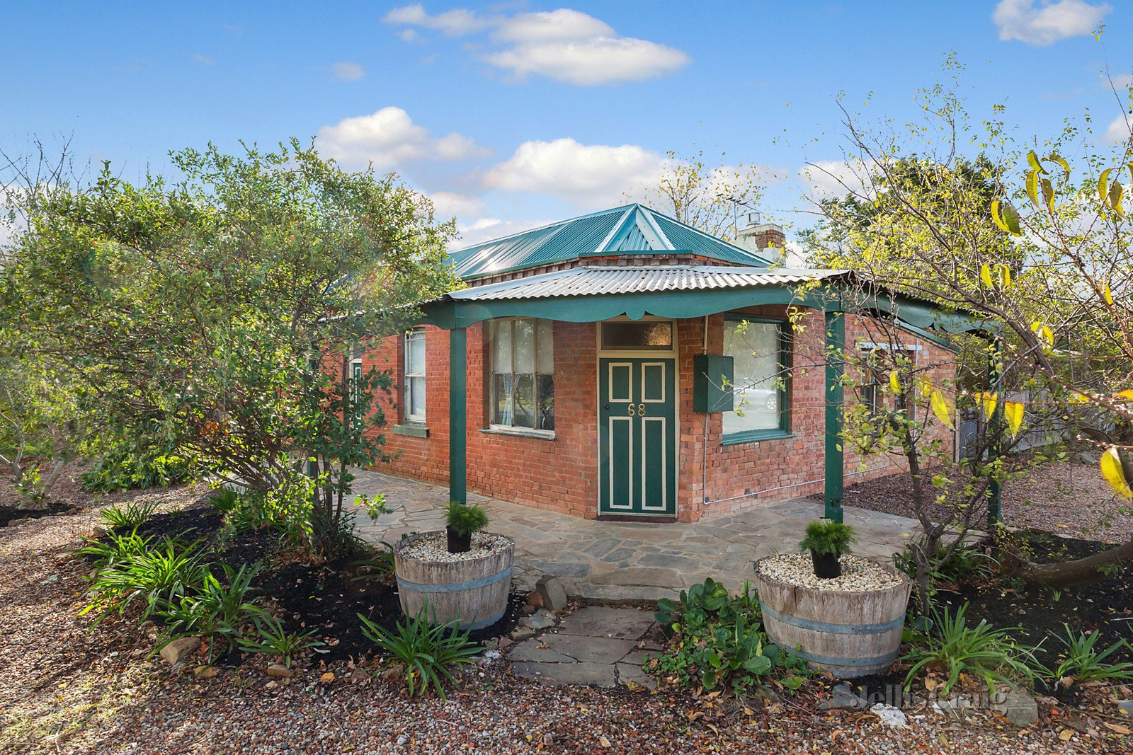 68 Main Road, Chewton image 1