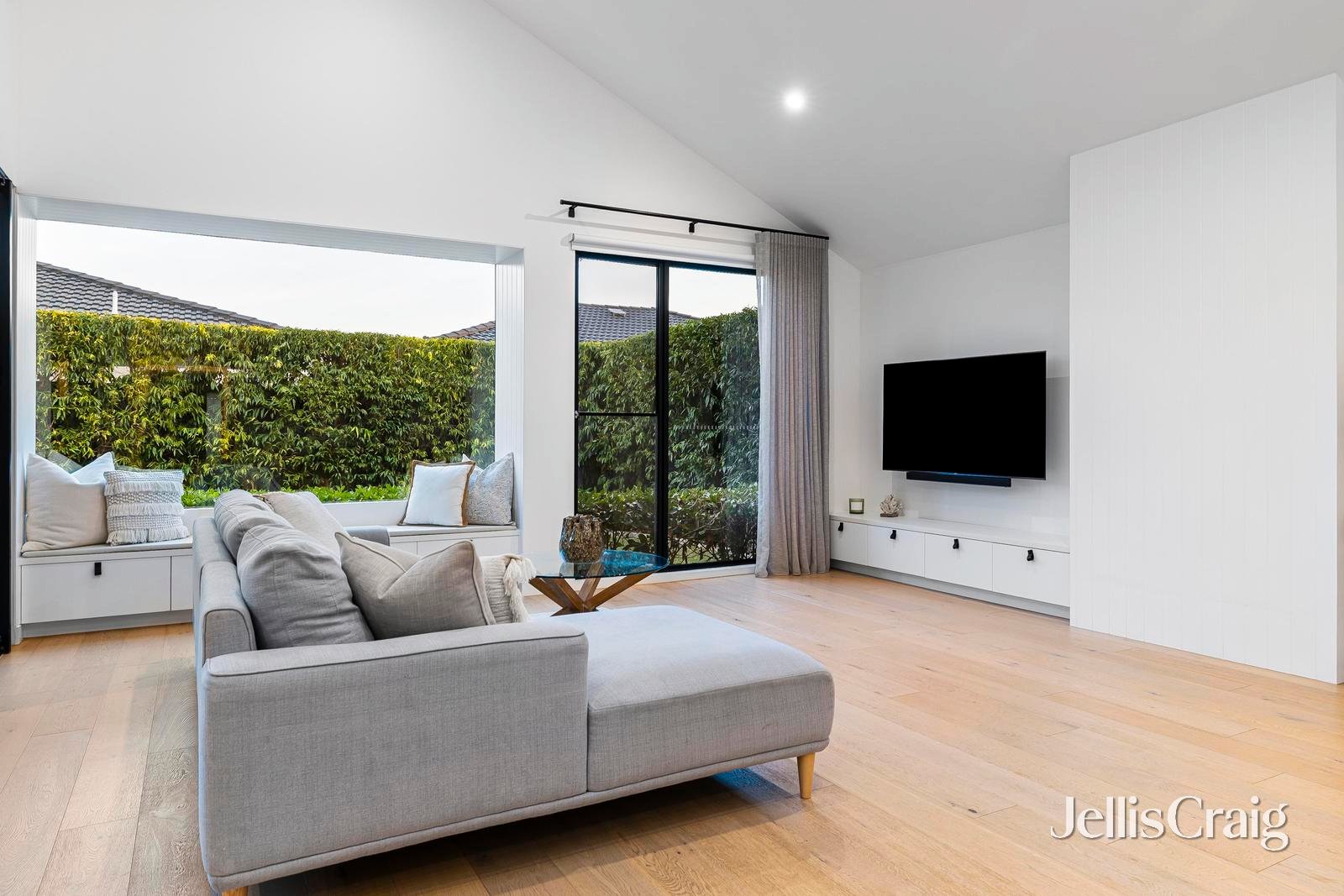 68 Oceanic Drive, Safety&nbsp;Beach image 7