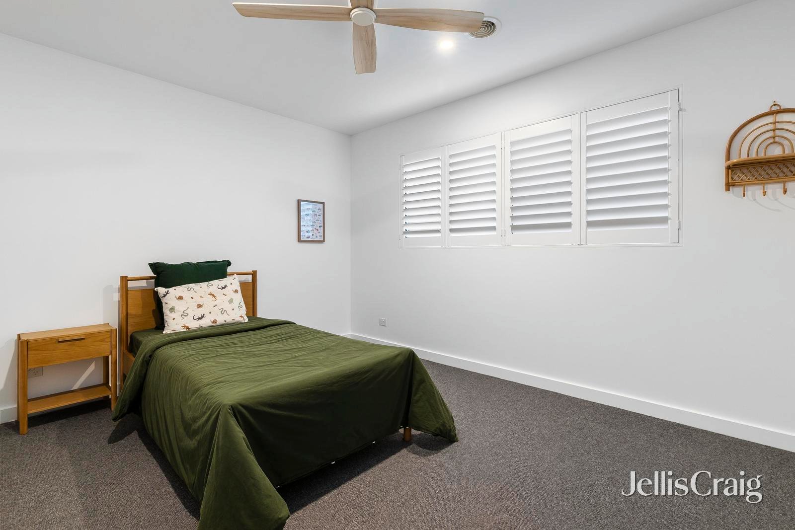 68 Oceanic Drive, Safety&nbsp;Beach image 12