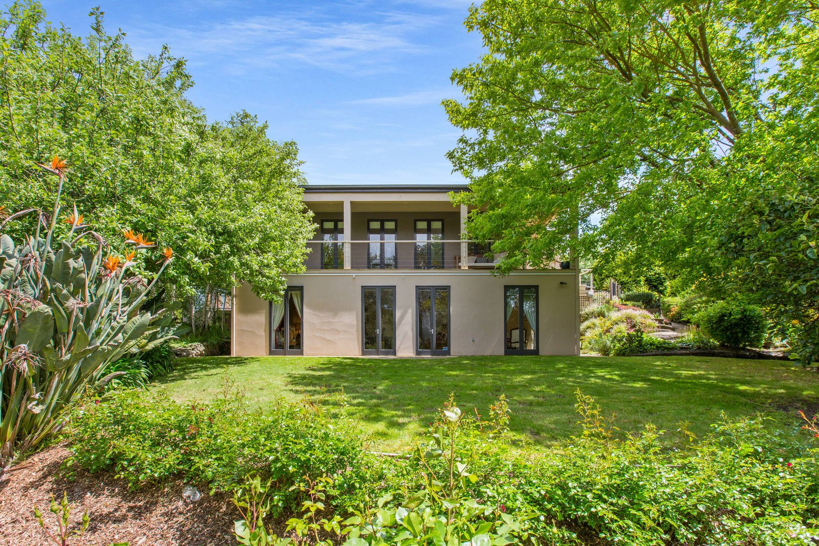 Property Gallery Thumbnail 8