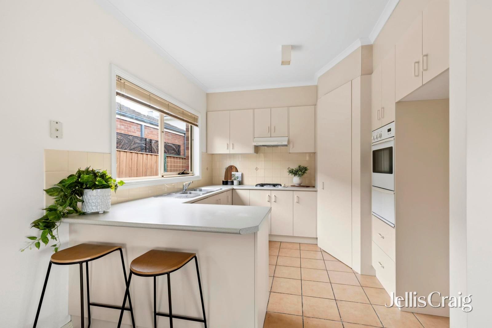 68 Percy Street, Newtown image 4