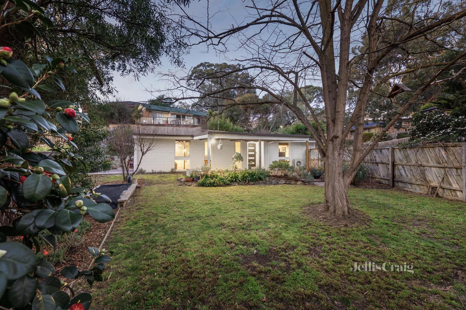 68 Plenty River Drive, Greensborough image 14