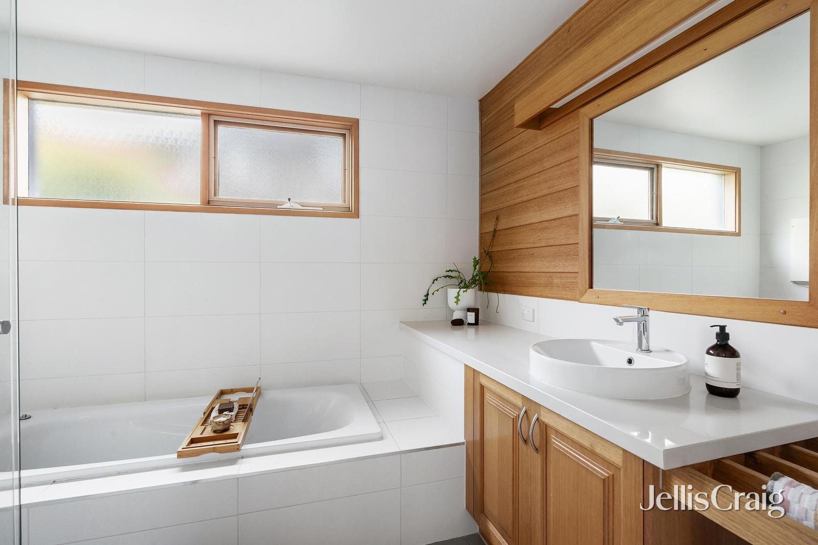 68 Porter Street, Eltham image 8