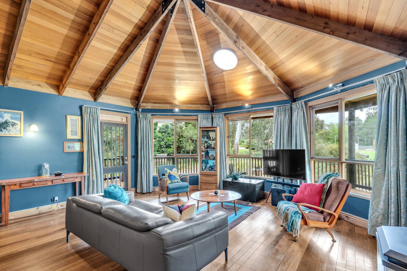 Property Gallery - Main Image