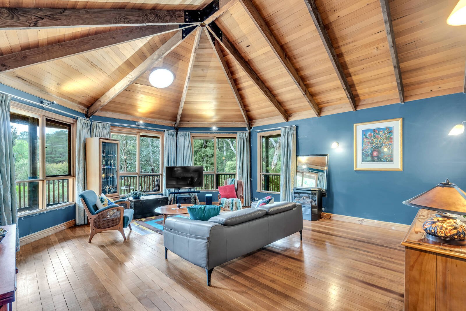Property Gallery Thumbnail 6