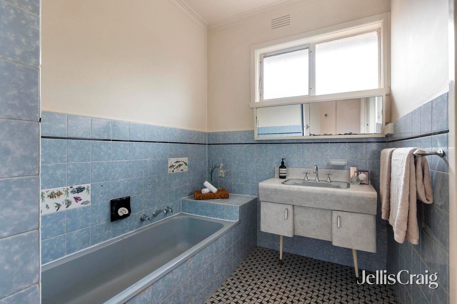 68 Rosanna Street, Carnegie image 9