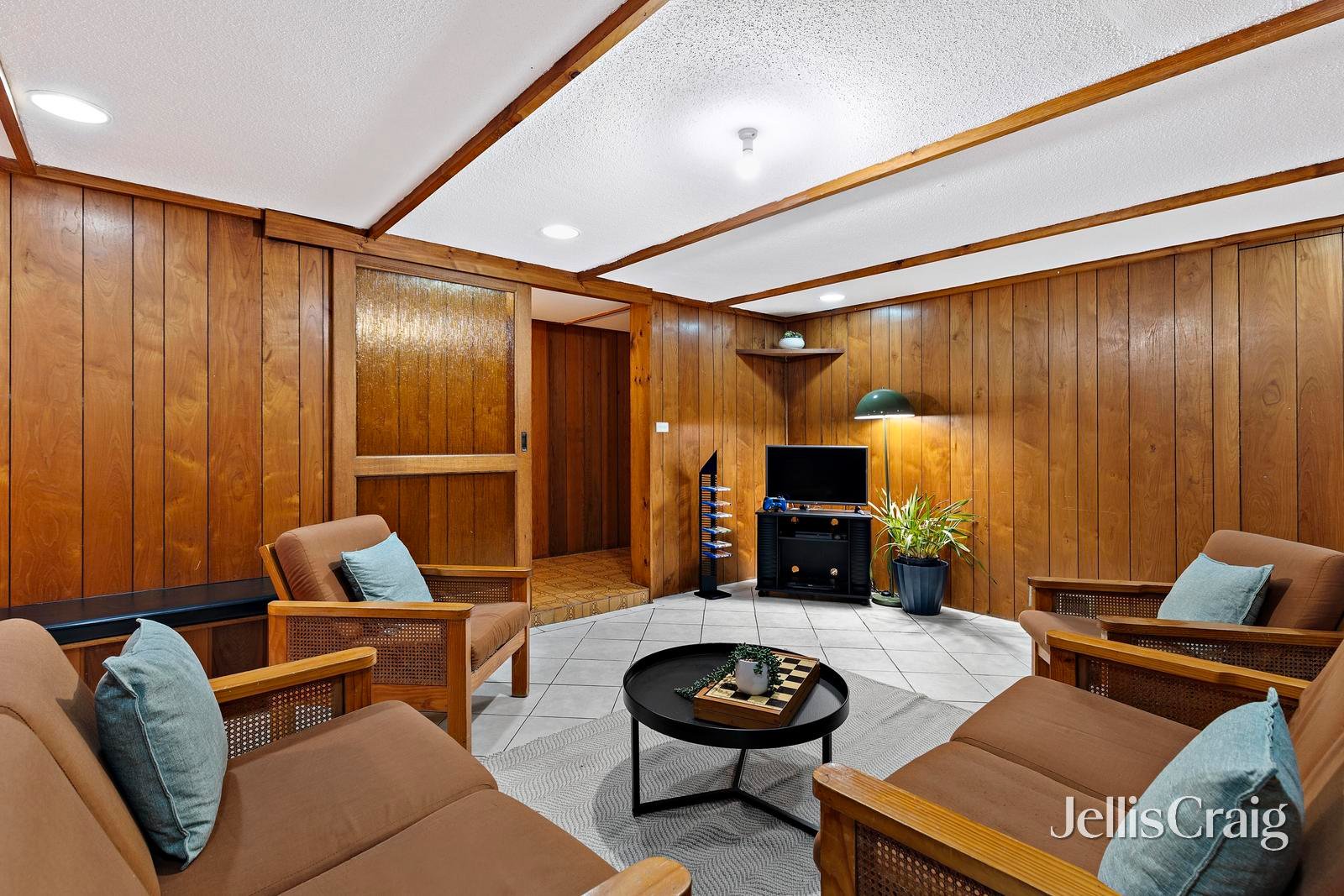 68 Roseland Grove, Doncaster image 3