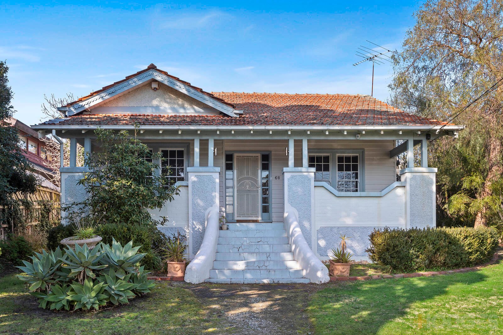 68 Sargood Street Hampton