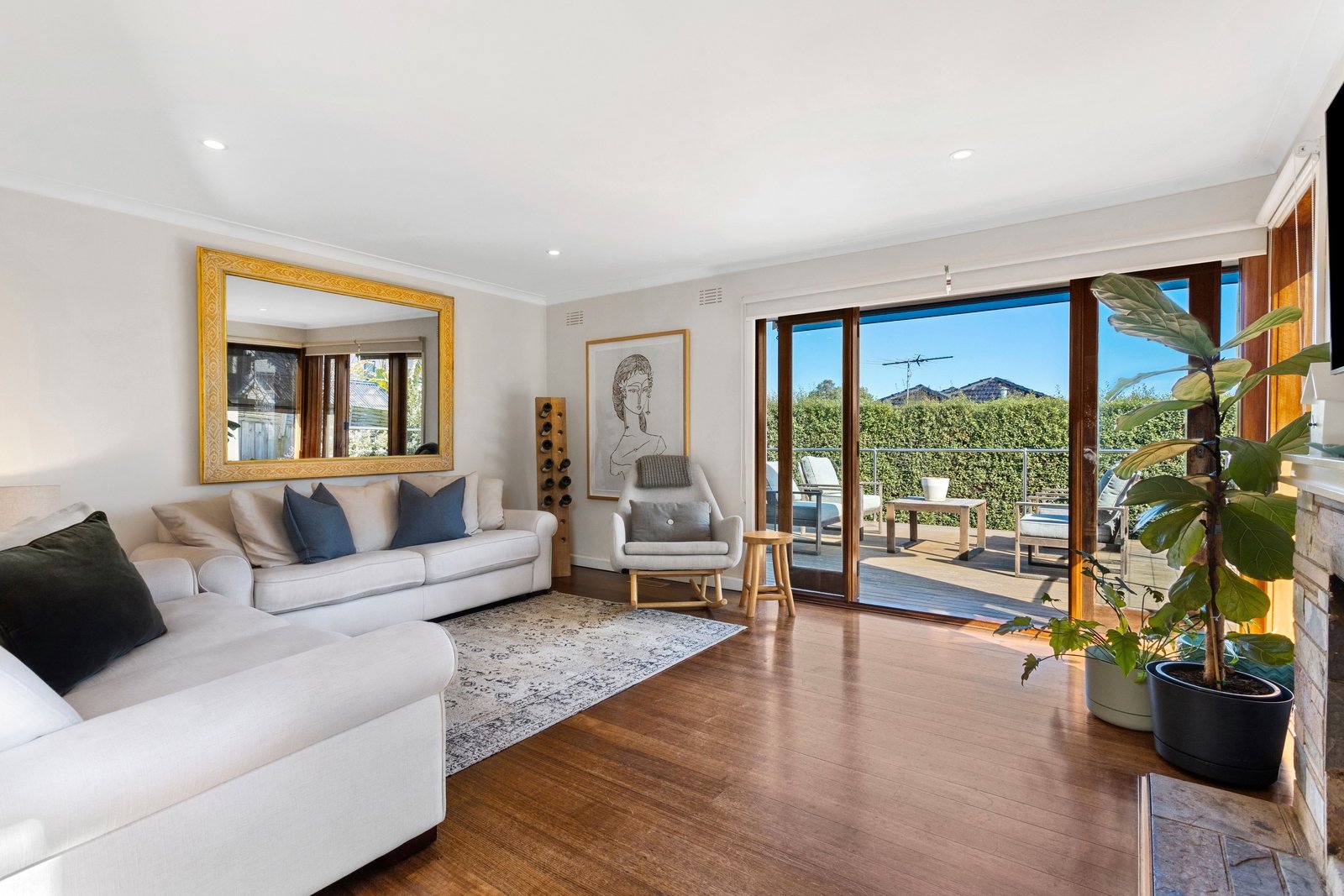Property Gallery Thumbnail 2