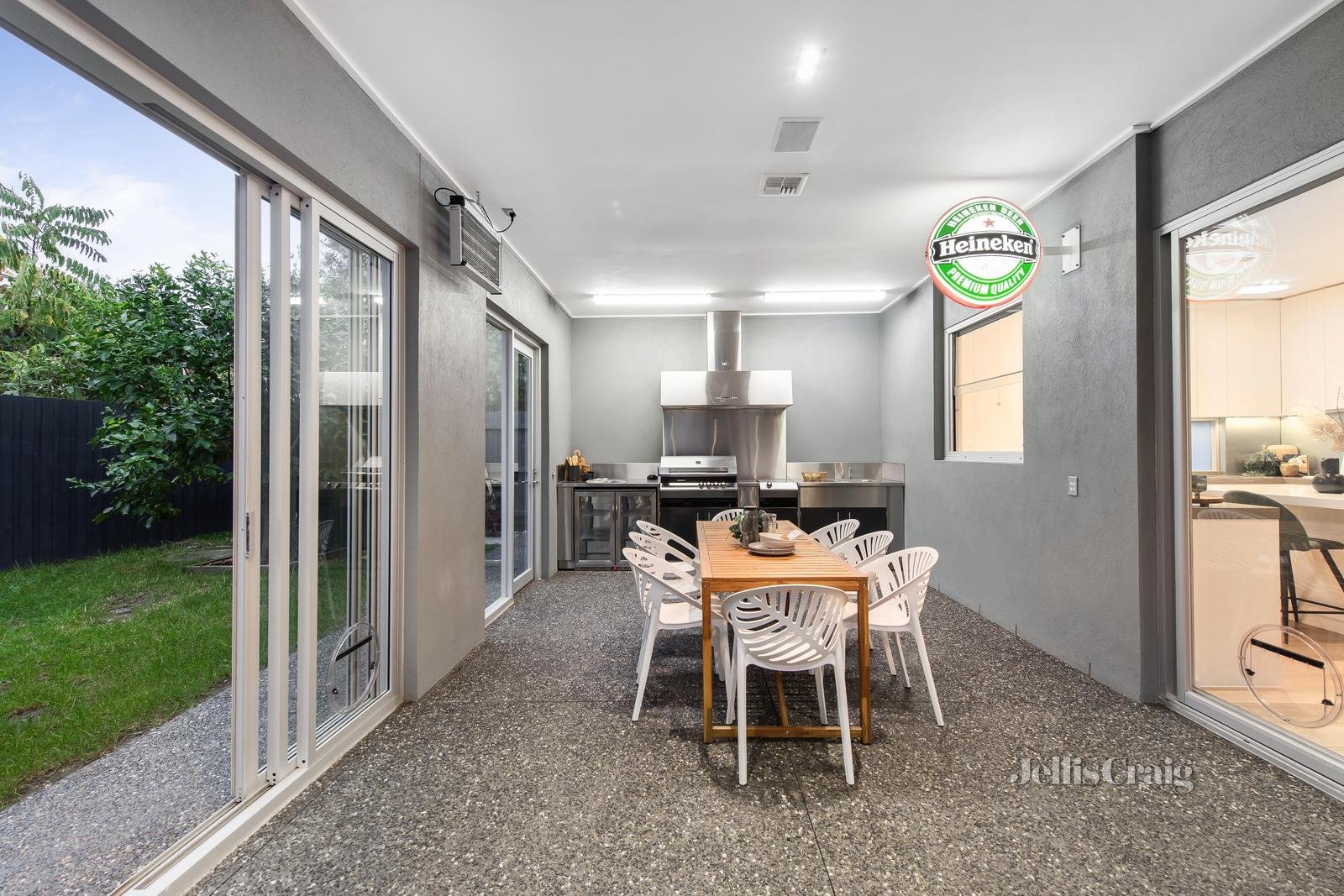 68 Voltri Street, Mentone image 6