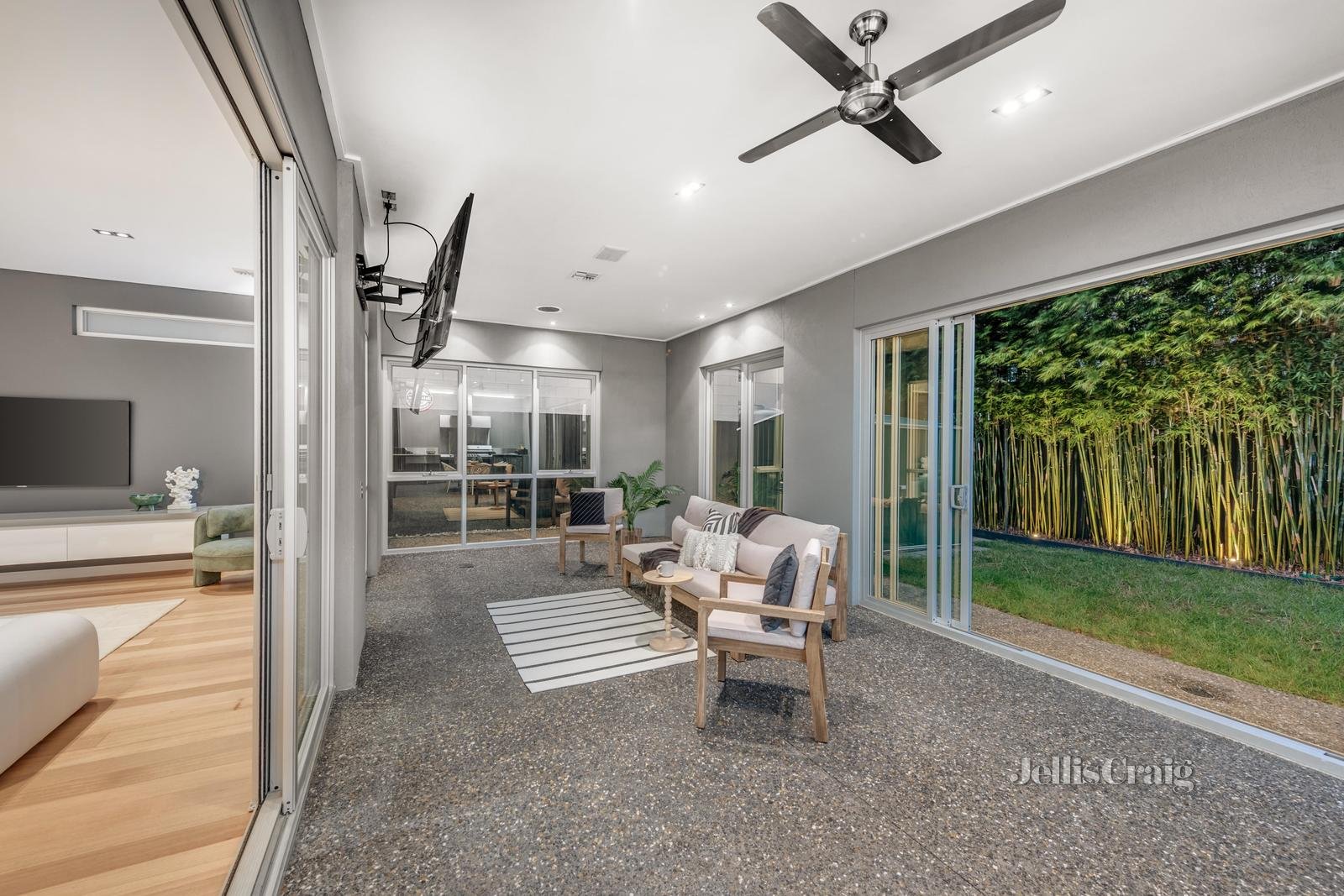 68 Voltri Street, Mentone image 12
