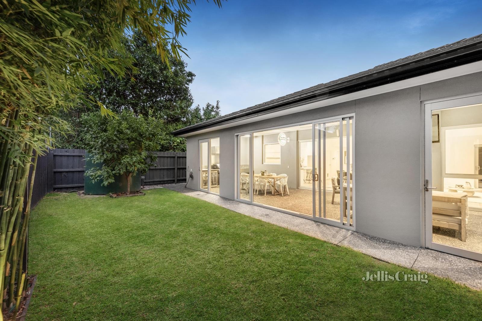 68 Voltri Street, Mentone image 13