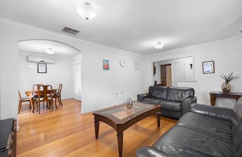 680 Ferntree Gully Road, Wheelers&nbsp;Hill image 2