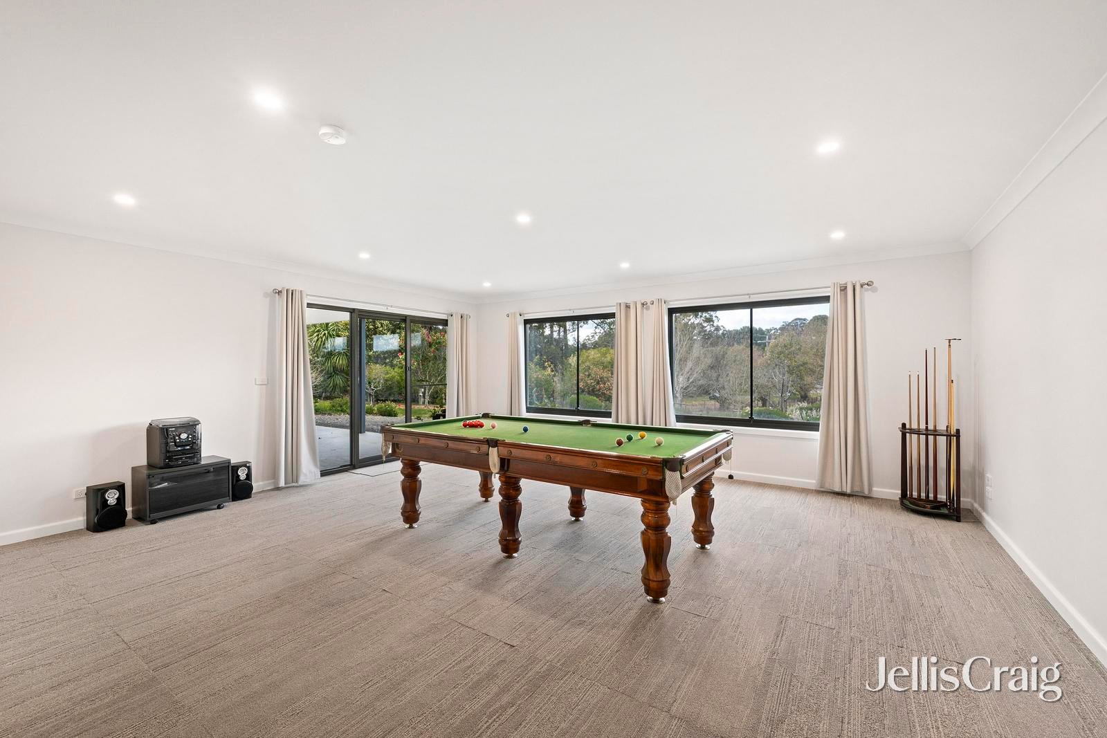 680 Lusatia Park Road, Hoddles Creek image 8