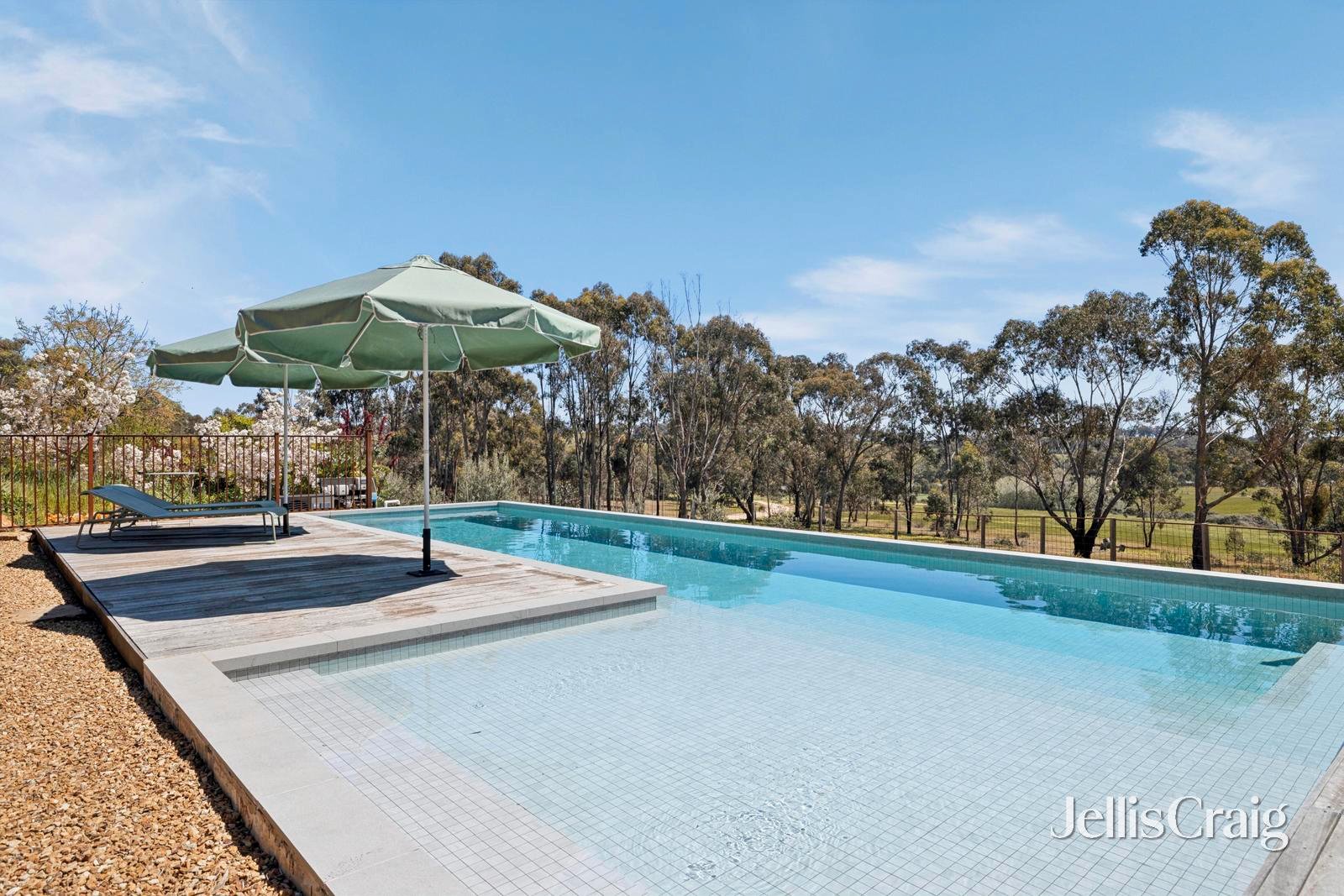 6800 Midland Highway, Guildford image 14