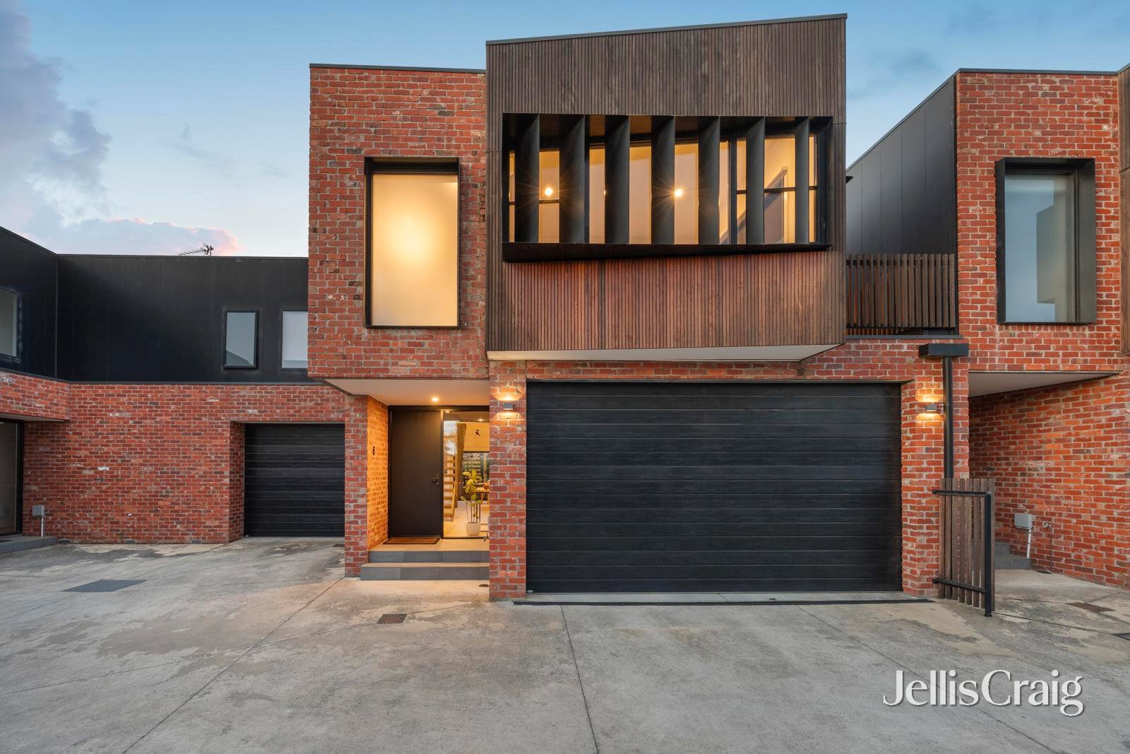 6/811A Doveton Street North, Soldiers&nbsp;Hill image 1