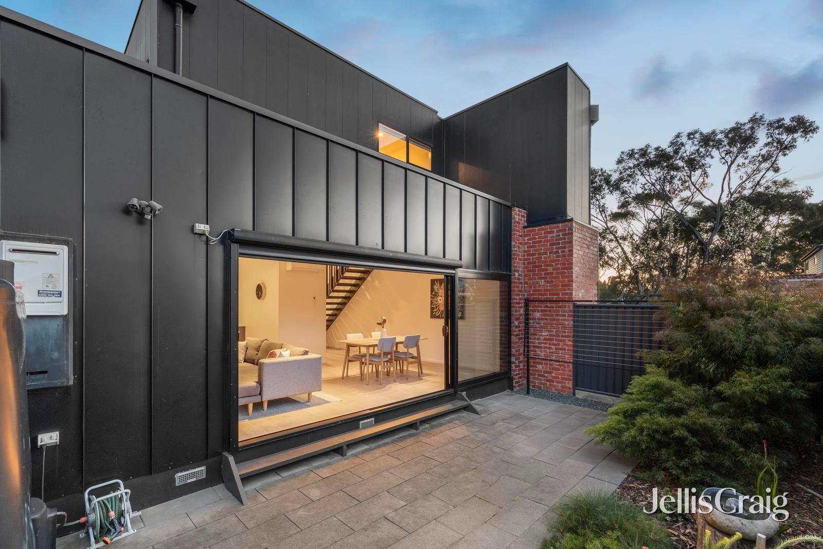 6/811A Doveton Street North, Soldiers&nbsp;Hill image 6