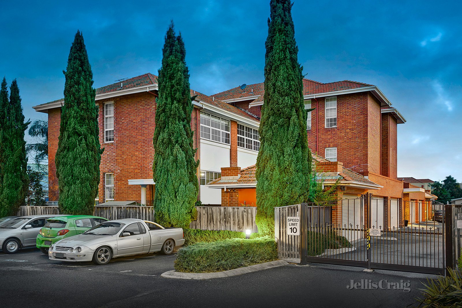 68/337 Station Street, Thornbury image 1