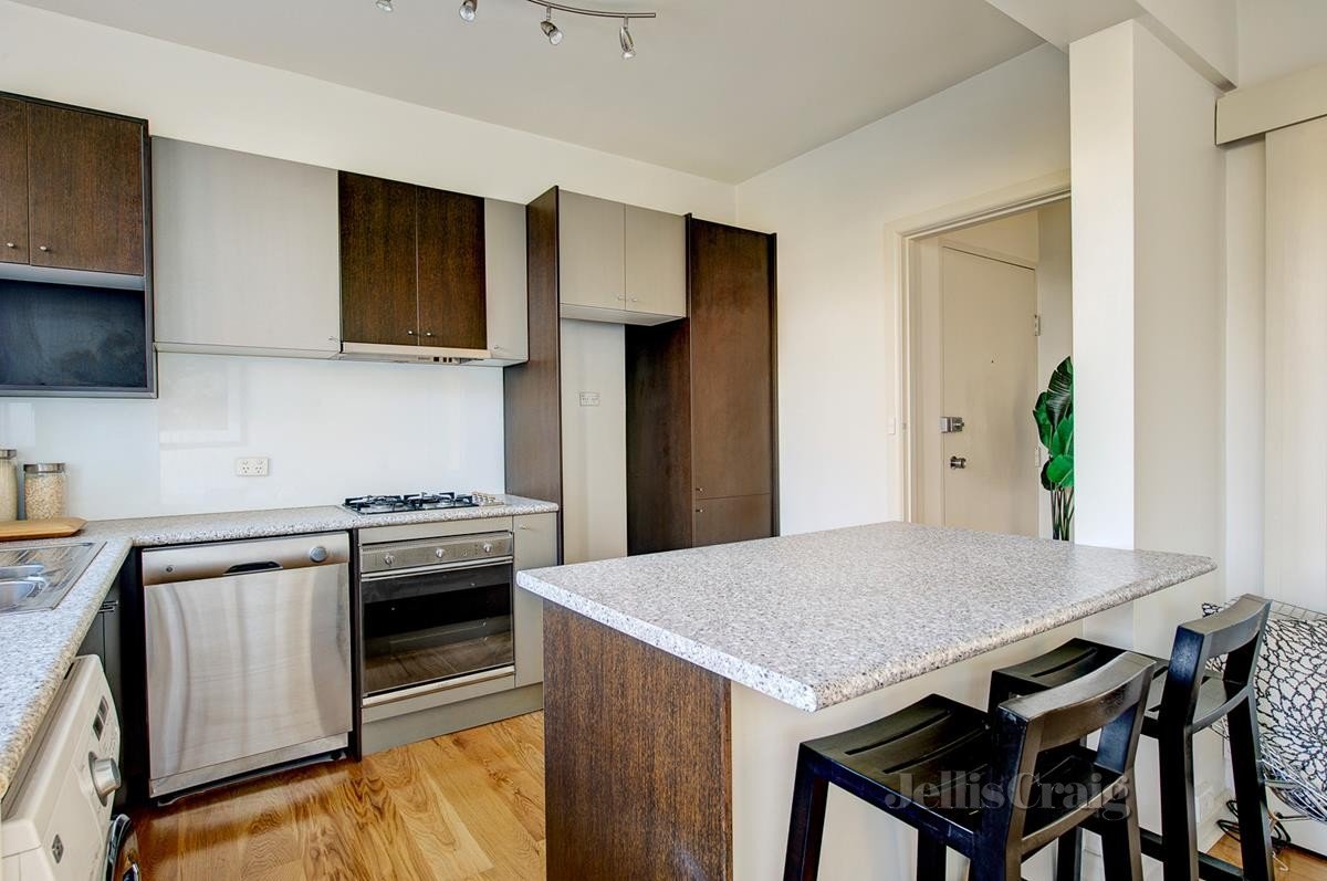 6/844 Malvern Road, Armadale image 3