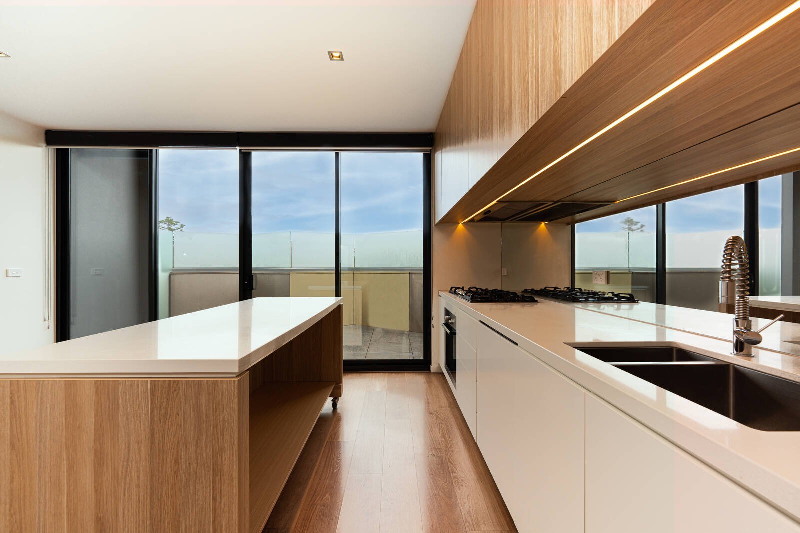 Property Gallery Thumbnail 3