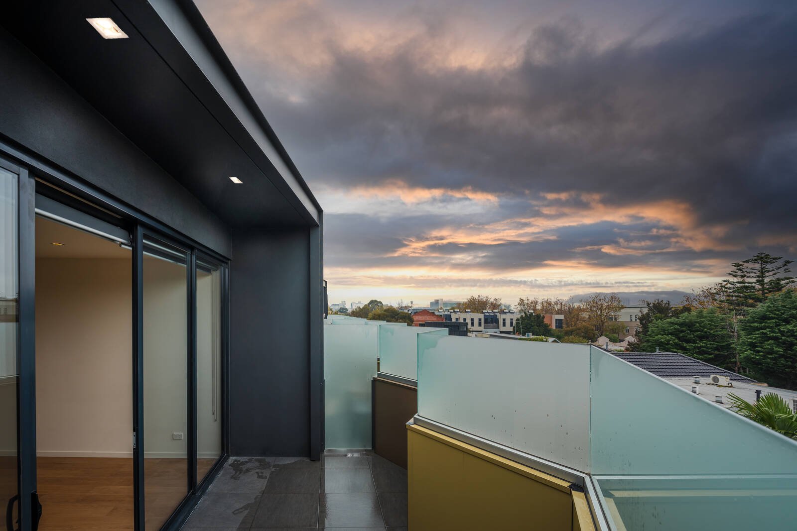 Property Gallery Thumbnail 12
