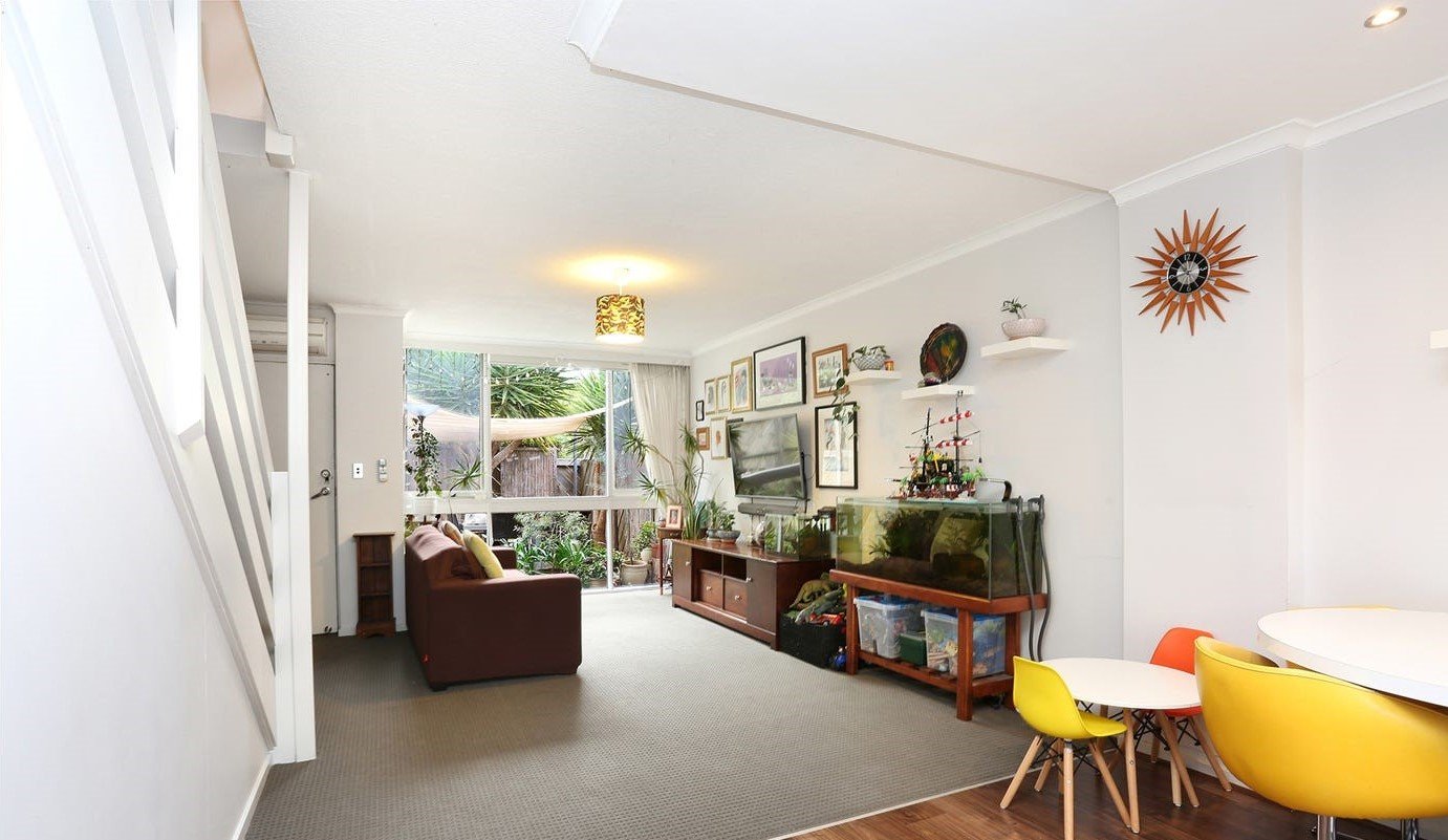 6/866 Pascoe Vale Road, Glenroy image 2