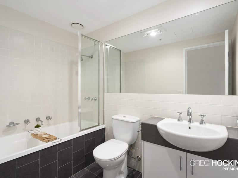 Property Gallery Thumbnail 6