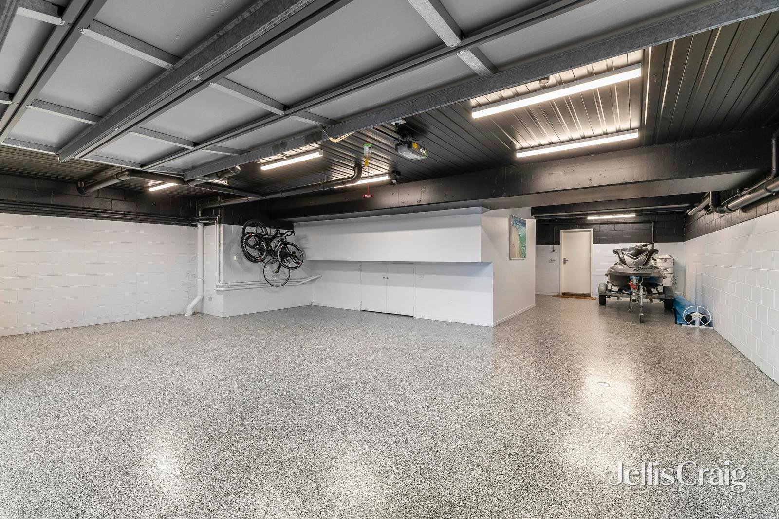 687 Esplanade, Mornington image 24
