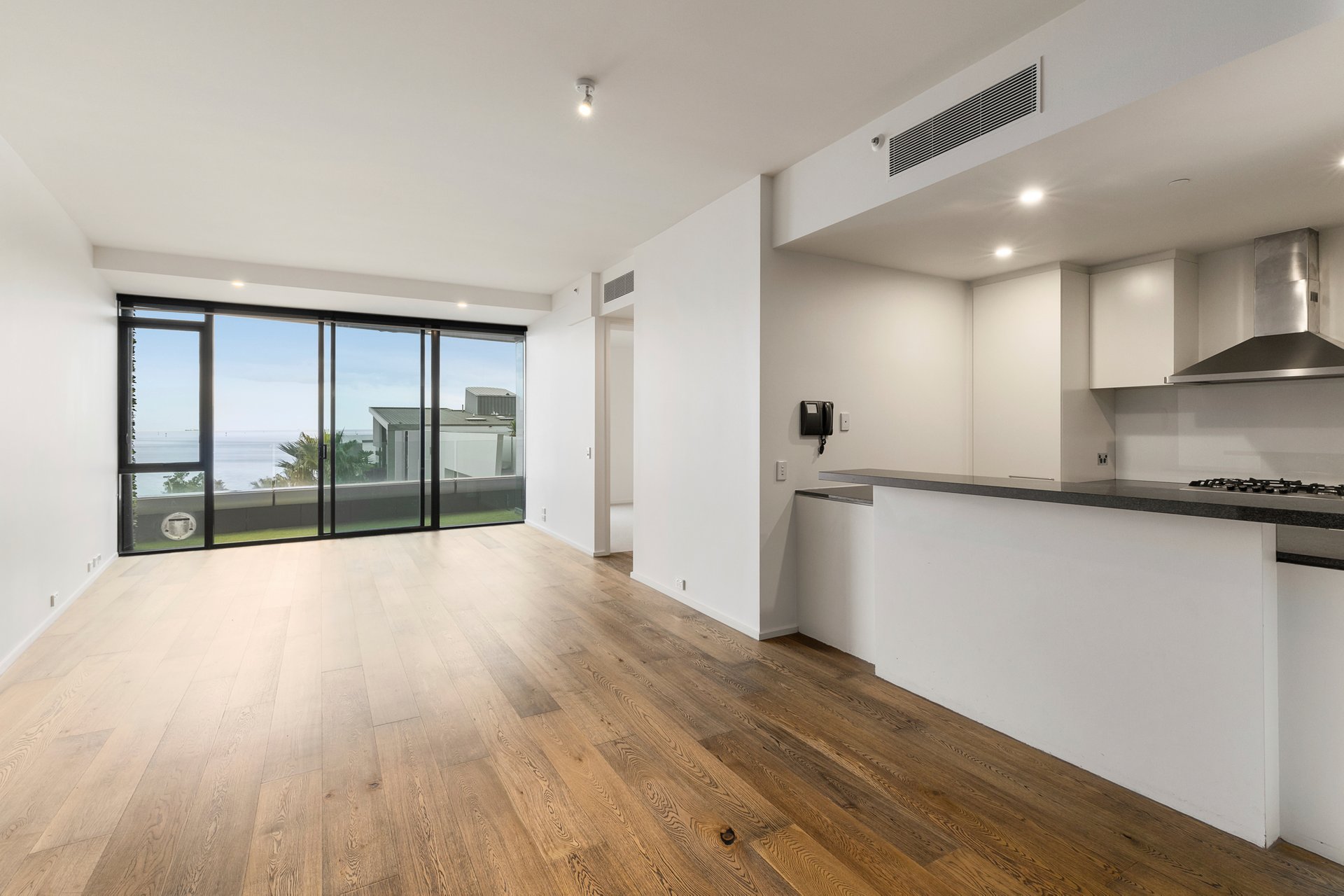 68/95 Rouse Street, Port Melbourne image 2