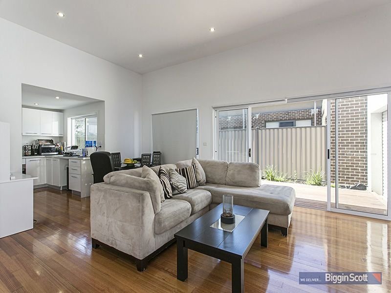 6/9-11 Kyle Road, Altona North image 2
